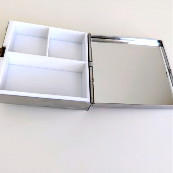 BUNDLE Wizard of Oz Wicked Witch Trinket Mirror Pill Box & Vtg Green Witch Decor - Picture 7 of 16